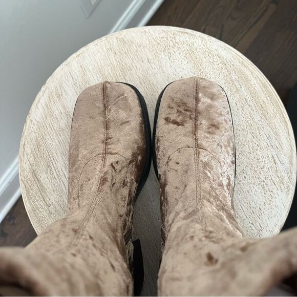 Steve Madden Klayton Velvet Platform Mid Boots, NWOB - Picture 6 of 7